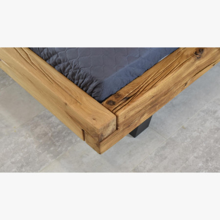 Moderná posteľ z masívu dub na nohách, Laura 180 x 200 cm