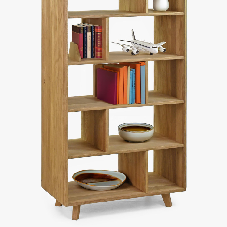 Dubový regál v farbe dub natural na nožičkách