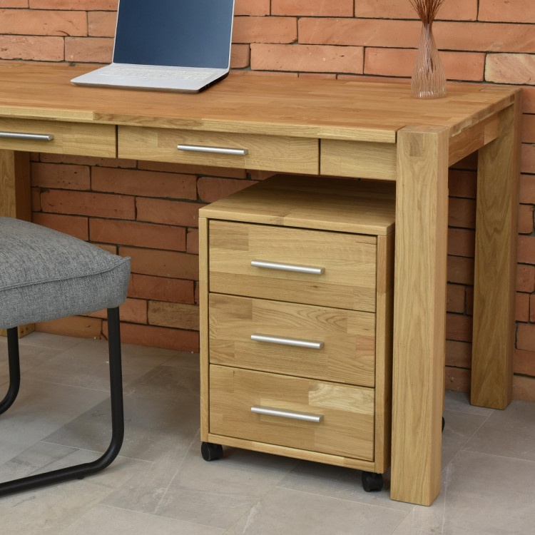 PC stolík z dubového dreva