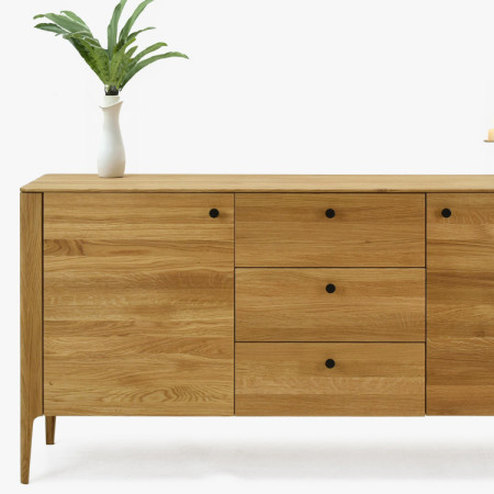 Dubová komoda na nohách, Košice