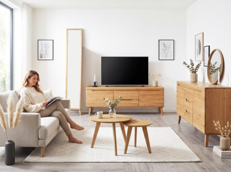 Dubový TV stolík na nohách, Praha typ 25