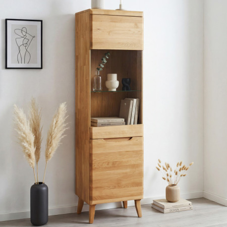 Vysoká vitrína z masívu dub na nohách, Praha typ 10