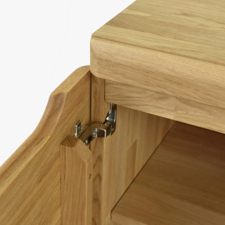 Vysoká vitrína z masívu dub na nohách, Praha typ 10