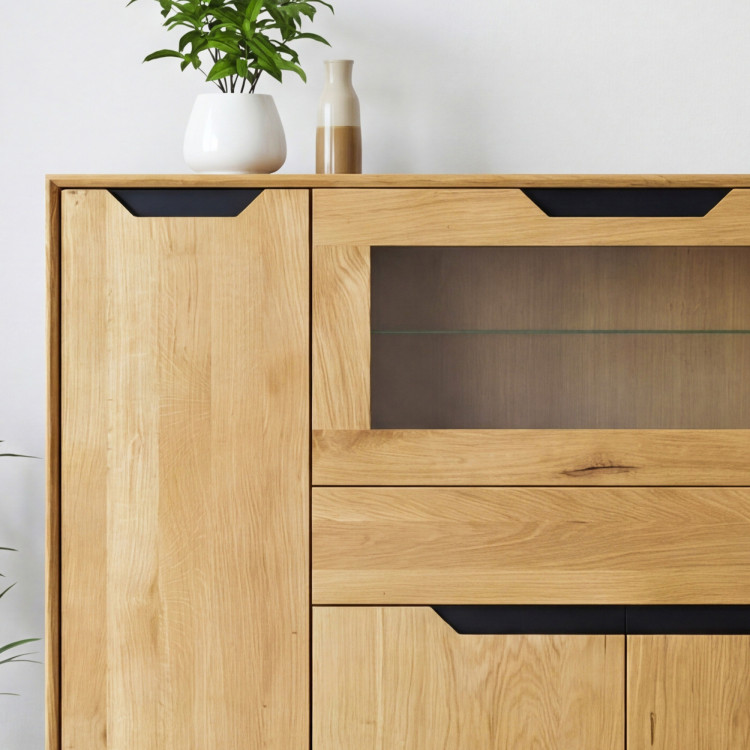 Drevený dubový príborník