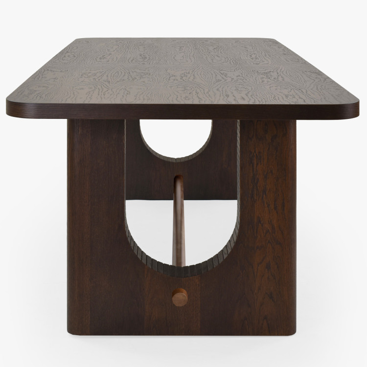 Designový jedálenský stôl 220 cm v farbe orech