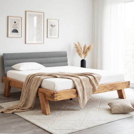Dubová posteľ z trámov 180 x 200 cm - čelo z látky