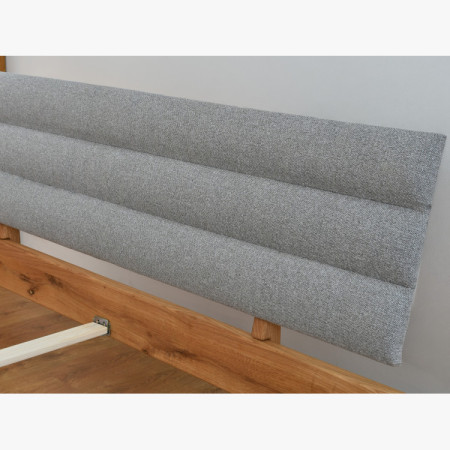 Dubová posteľ z trámov 180 x 200 cm - čelo z látky