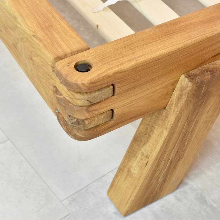 Dubová posteľ z trámov 180 x 200 cm - čelo z látky