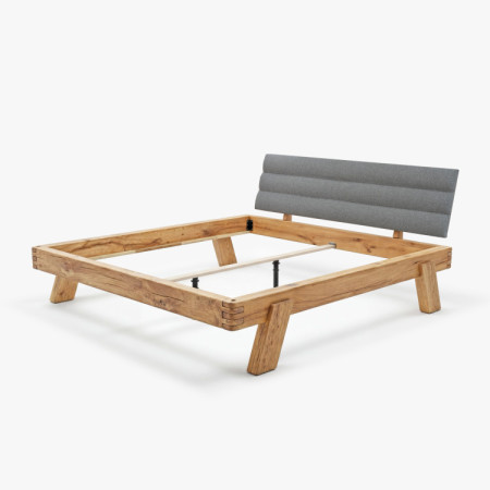 Dubová posteľ z trámov 180 x 200 cm - čelo z látky