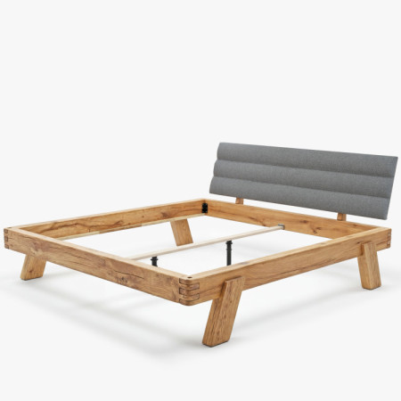 Dubová posteľ z trámov 180 x 200 cm - čelo z látky