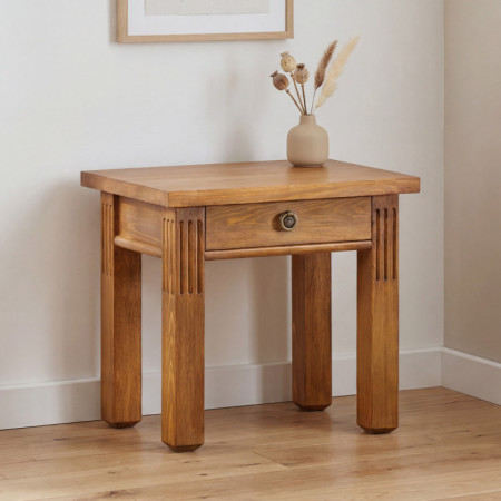 NOČNÝ STOJACÍ PRESTIGE HNEDÝ LAK