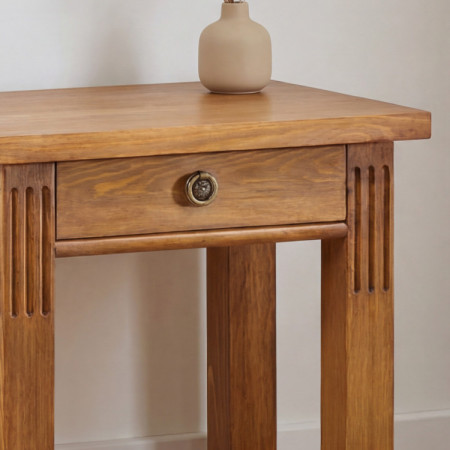 NOČNÝ STOJACÍ PRESTIGE HNEDÝ LAK