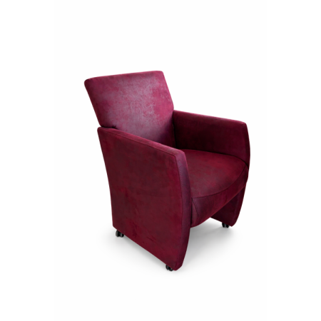 Pohodlné kreslo do obývačky Roger – výstavný model