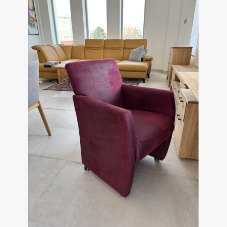 Pohodlné kreslo do obývačky Roger – výstavný model