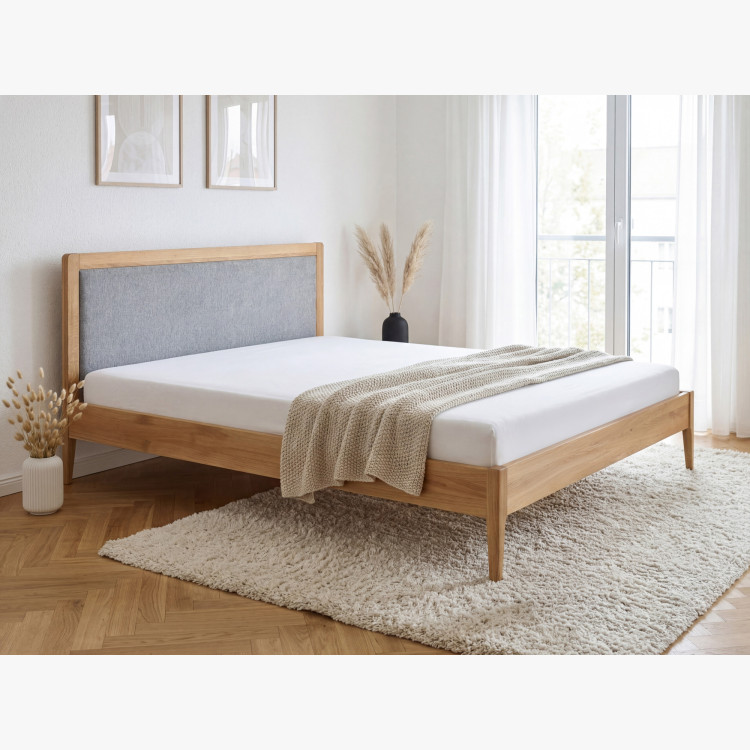 Manželská posteľ na nohách z dubu 180 x 200 cm, Látkové čelo