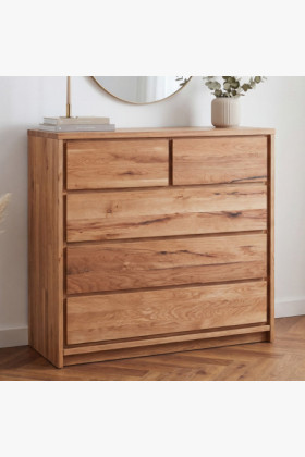 Masívna dubová komoda z dubu – šírka 88,5 cm , výška 97,5 cm