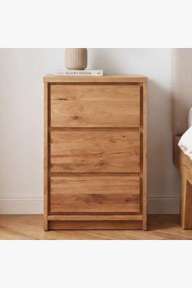 Dubový nočný stolík z dubu – 3 zásuvky