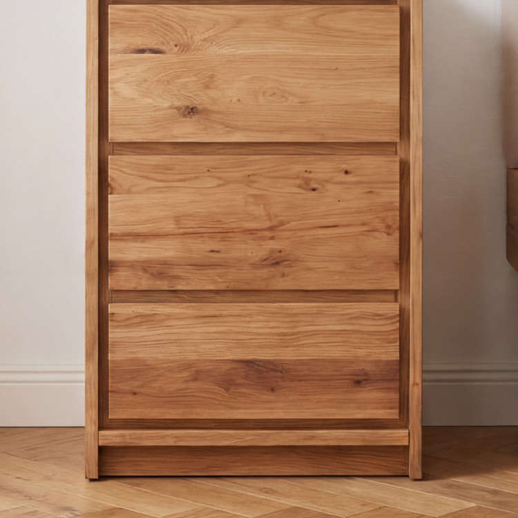 Dubová nočná skrinka z dubu – 3 zásuvky