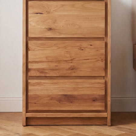 Dubová nočná skrinka z dubu – 3 zásuvky