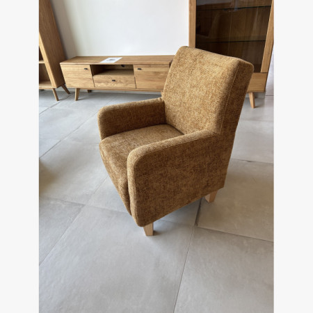 Pohodlné kreslo do obývacej izby Bosse – výstavný model