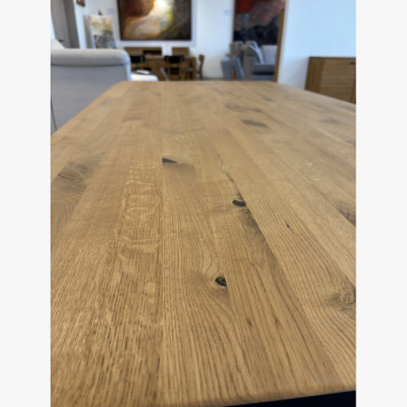 Jídelní stôl s kovovými čiernymi nohami, 200 x 100 cm - outlet