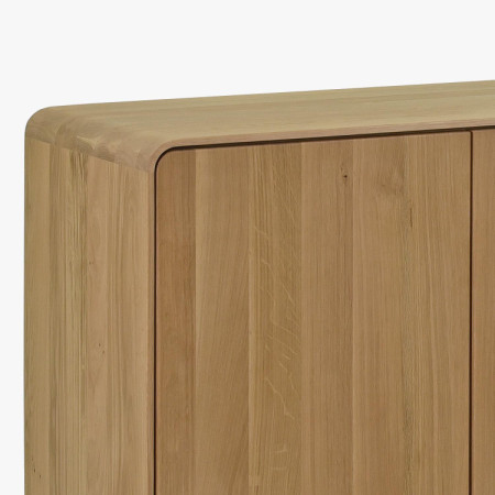 Drevená komoda dub biely s dvierkami