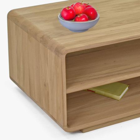 Zaoblený drevený konferenčný stolík