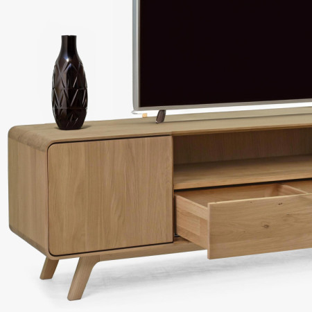 Drevená obývacia stena - masív dub v farbe dub biely