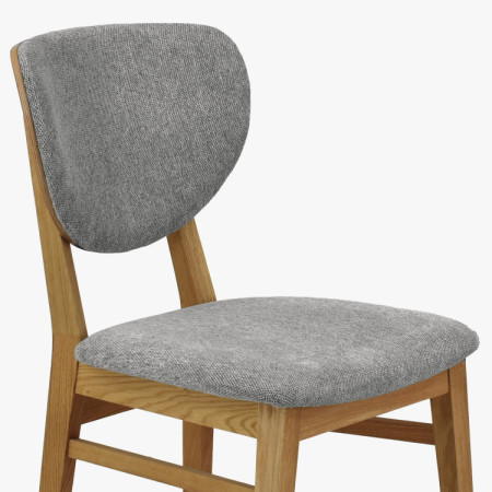 Dubová jedálenská stolička s čalúneným sedákom - látka sivá easy clean