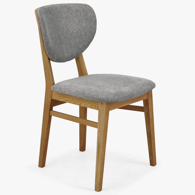 Dubová jedálenská stolička s čalúneným sedákom - látka sivá easy clean