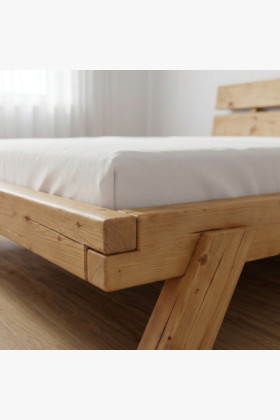 Masívna smreková posteľ 180 × 200 cm - Lienka 2