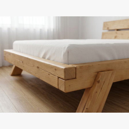 Masívna smreková posteľ 180 × 200 cm - Lienka
