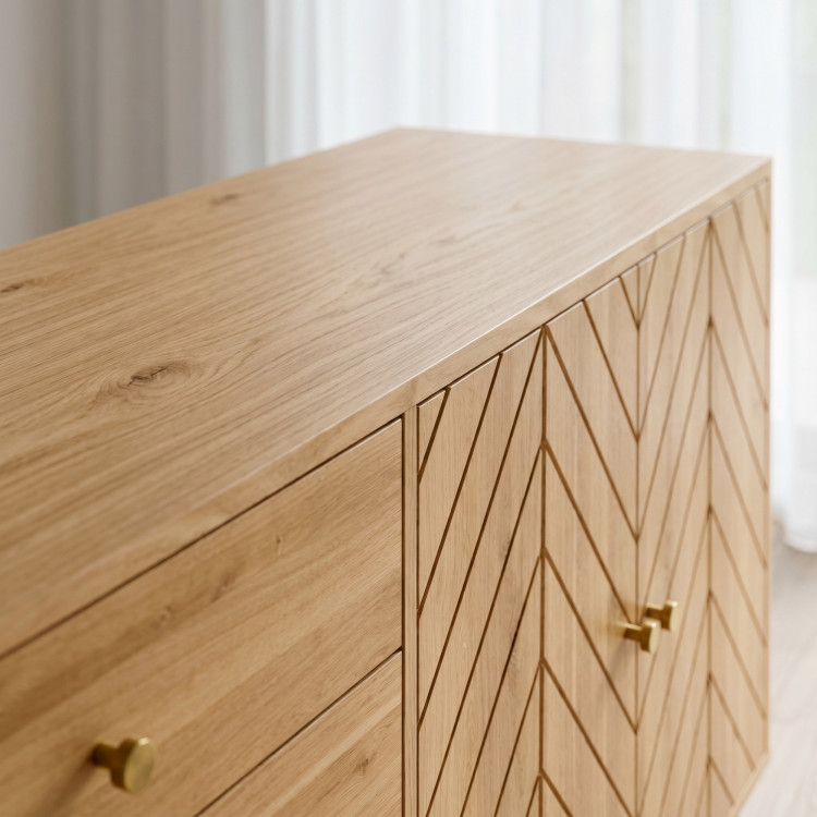 Dubová komoda 167,5 cm so zásuvkami a dvierkami – olejovosk, tichý dojazd