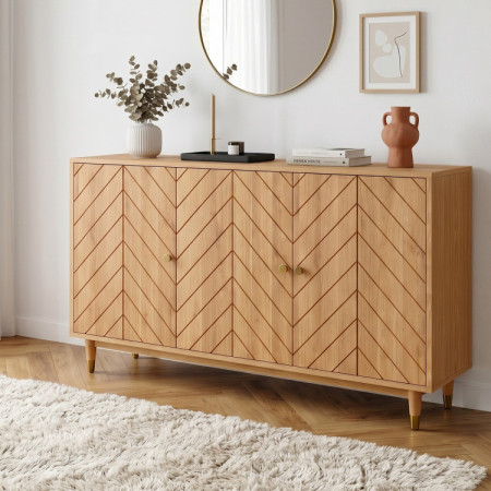 Dubová komoda s dvierkami 139 cm – luxusná masívna komoda s frézovaním rybia kosť