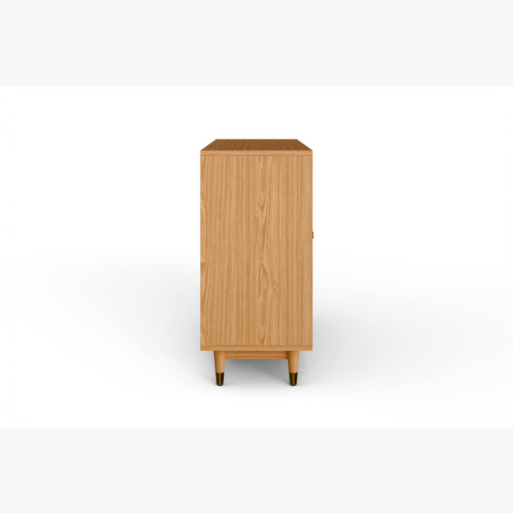 Dubová komoda s dvierkami 139 cm – luxusná masívna komoda s frézovaním rybia kosť