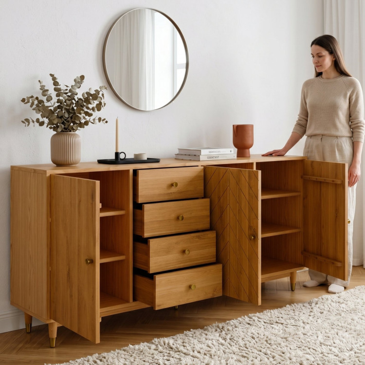 Masívna dubová komoda Jessica 190 cm s frézovaným vzorom rybej kosti