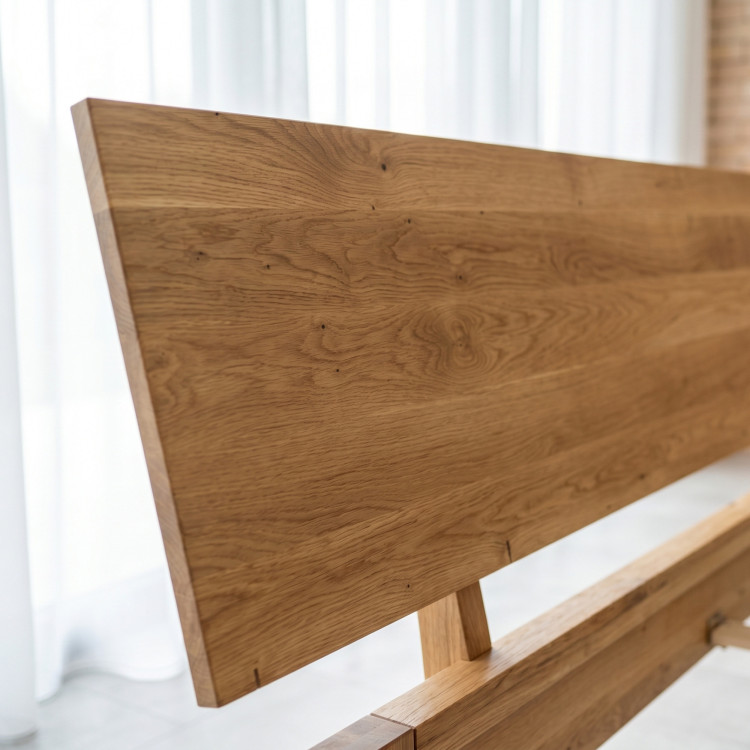 Manželská dubová posteľ Queen 180x200 cm – celomasív