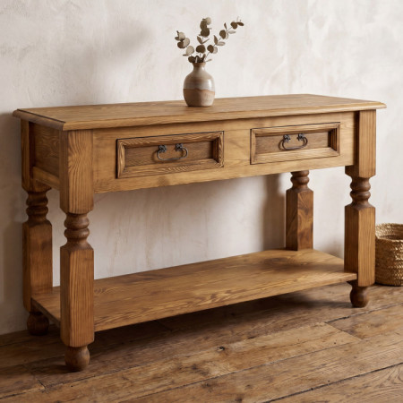 Príručný stolík do jedálne