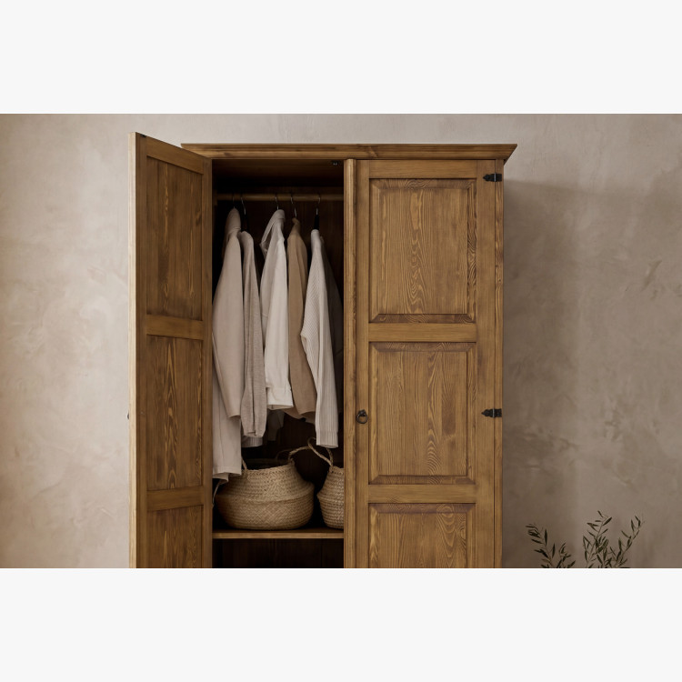 Šatní skriňa rustikálna