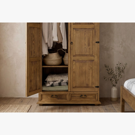 Šatní skriňa rustikálna