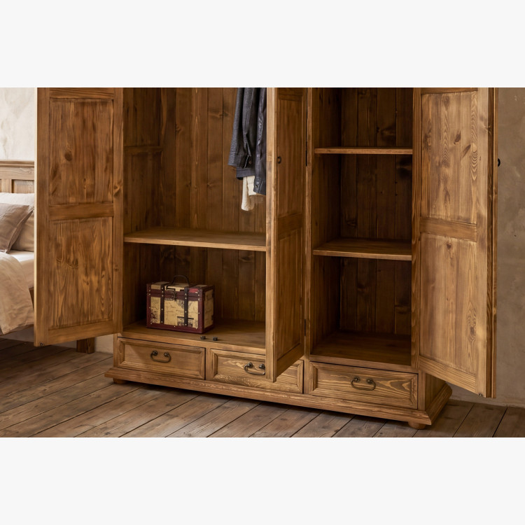 Trojdverová rustikálna skriňa