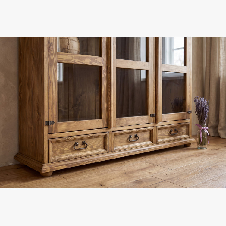 Veľká vitrína do jedálne rustikálna