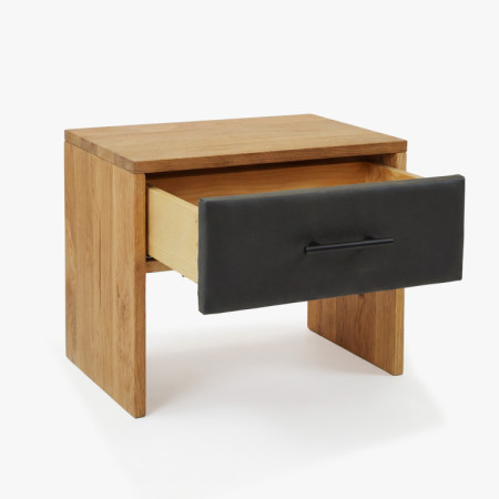 Outlet dubový nočný stolík z masívu 50 cm