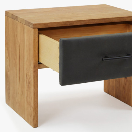 Outlet dubový nočný stolík z masívu 50 cm