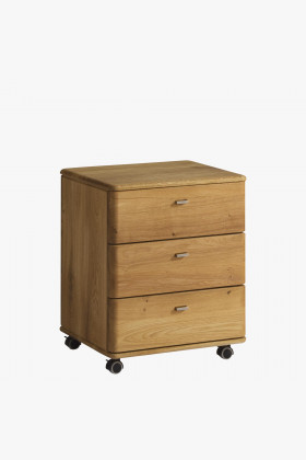 Komoda so zásuvkami na kolieskach z masívu