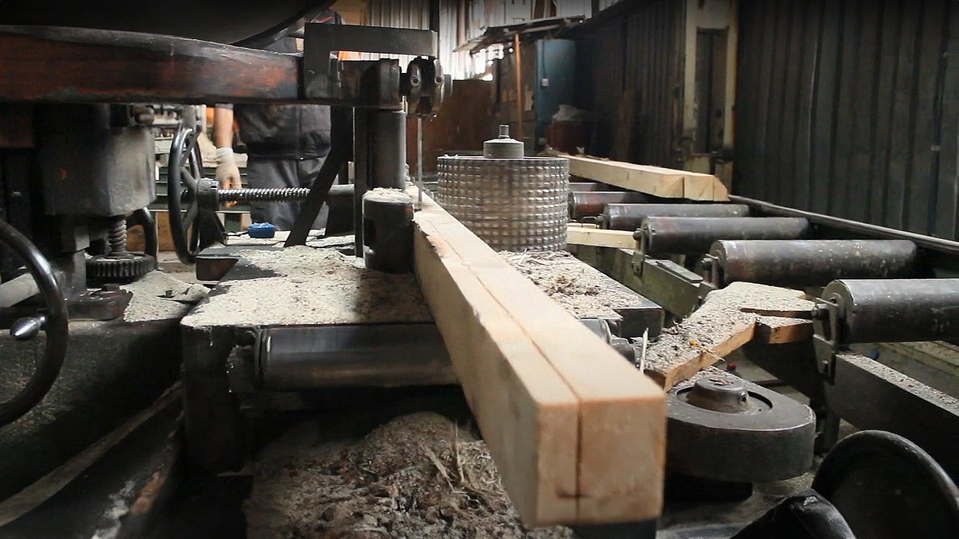 v&yacute;roba postele