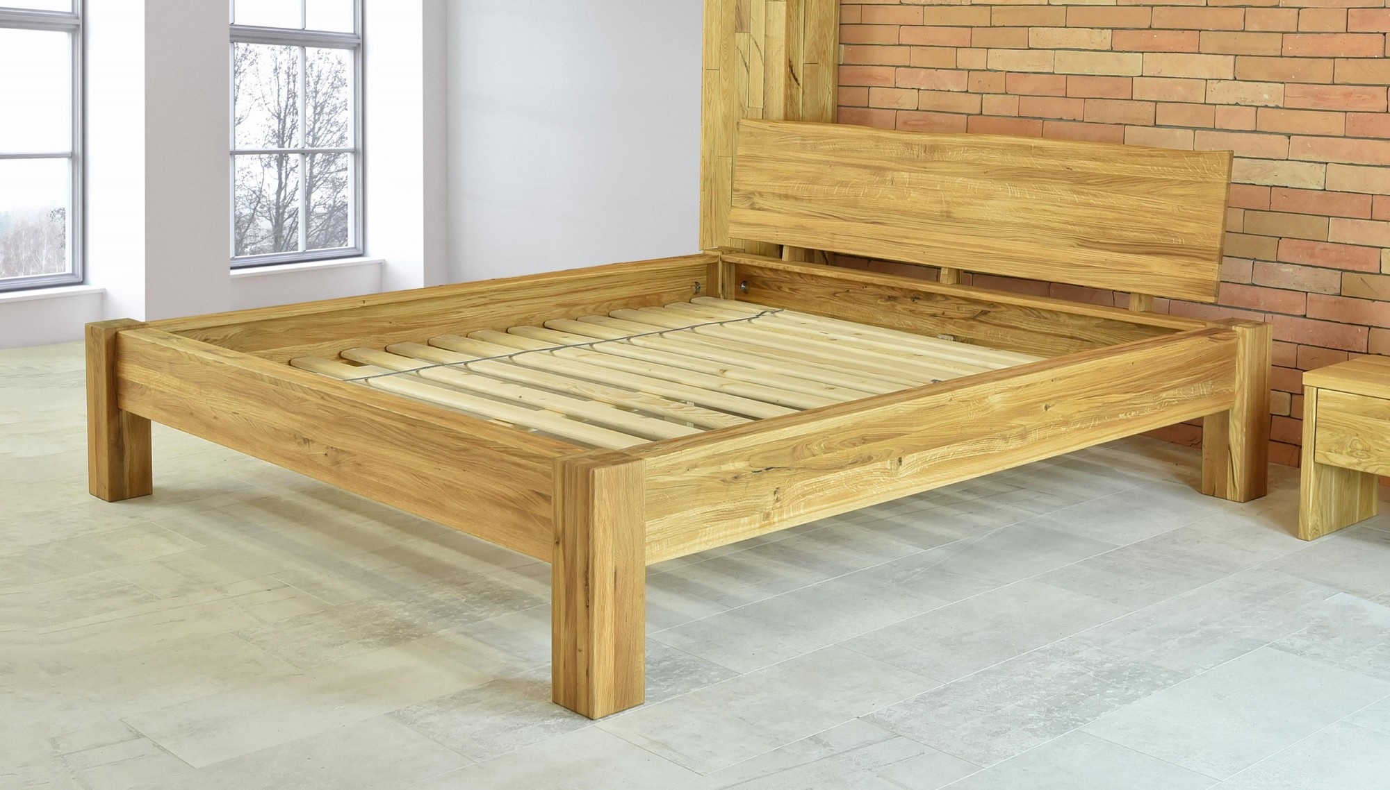 Manželská dubová posteľ