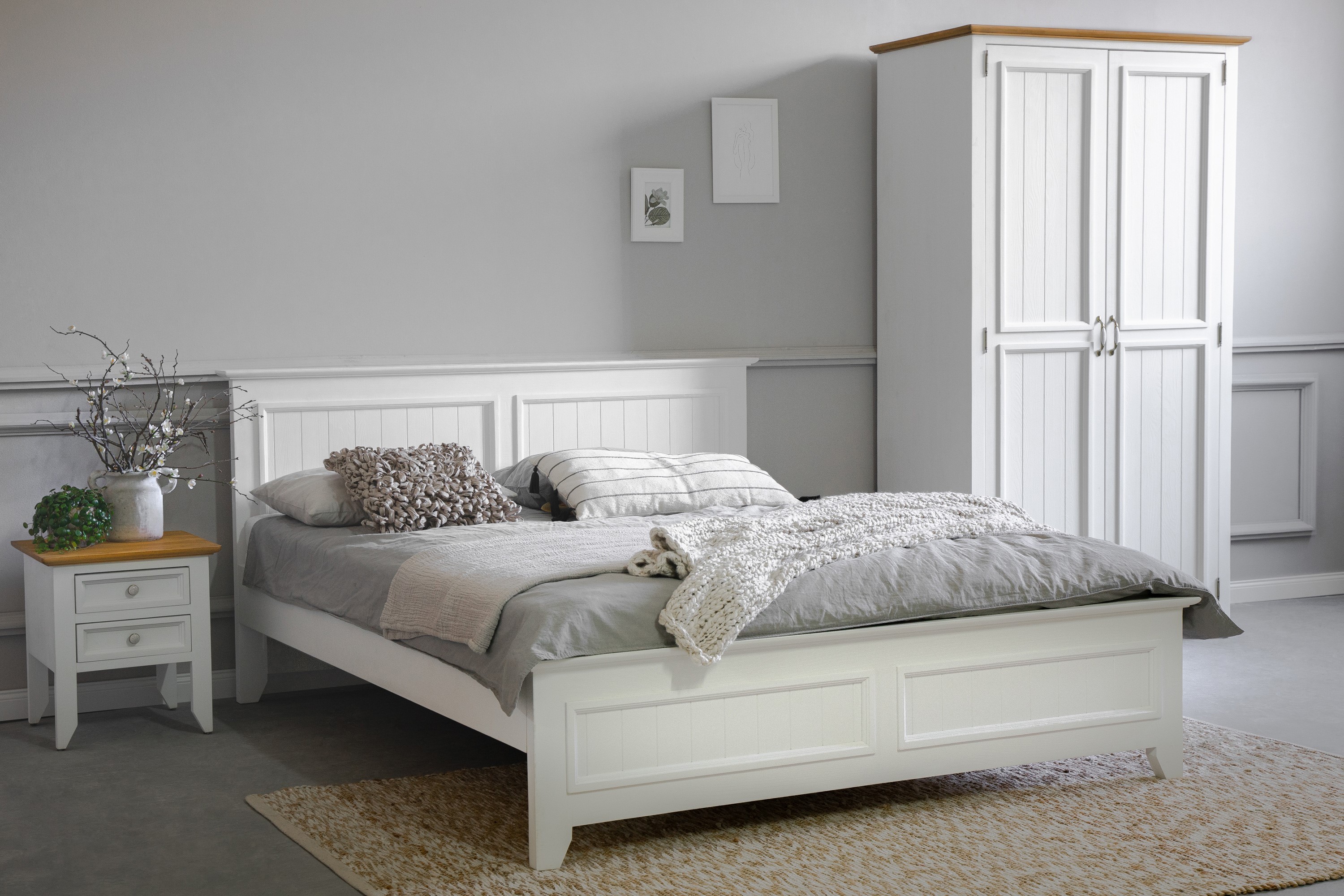 Manželská postel z dreva 160 x 200 biela