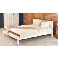 Biela manželská postel z dreva 