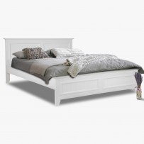 Biela manželská postel z masívu